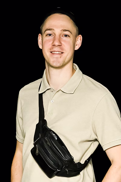 Jesper Bach Farve WEB