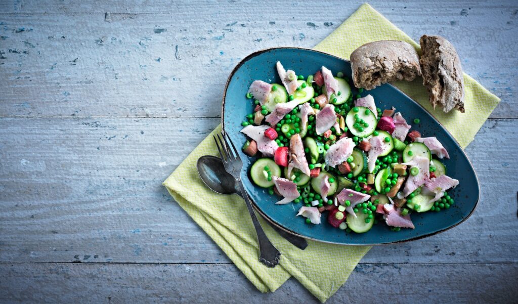 Squashsalat med rabarber